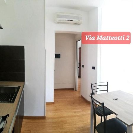 Via Matteotti & Via Carracci Apartments Bologna Eksteriør bilde